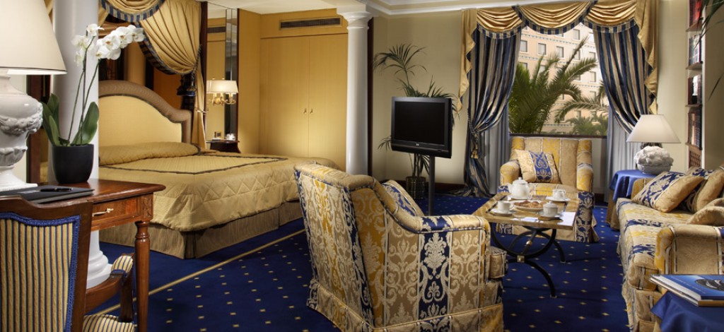 JUNIOR SUITES
